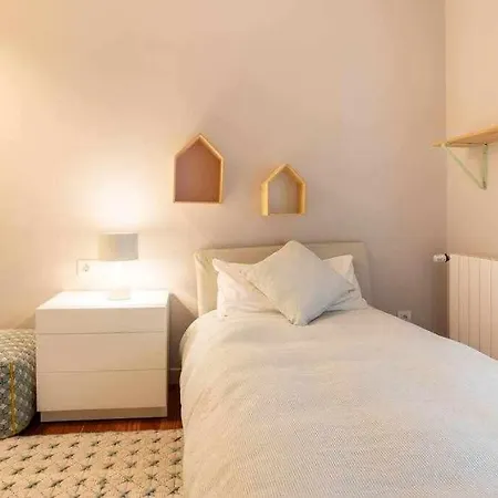 Martin Deuna Etxea- Piso En Zona Residencial *