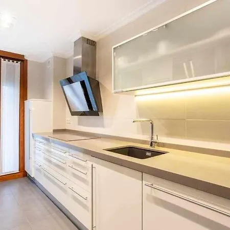 Δωμάτια σε οικογενειακή κατοικία Martin Deuna Etxea- Piso En Zona Residencial Μπερμέο