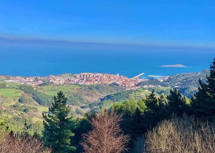 Martin Deuna Etxea- Piso En Zona Residencial * Bermeo