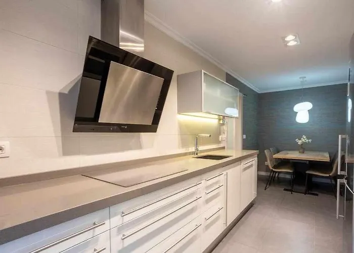 Martin Deuna Etxea- Piso En Zona Residencial Bermeo