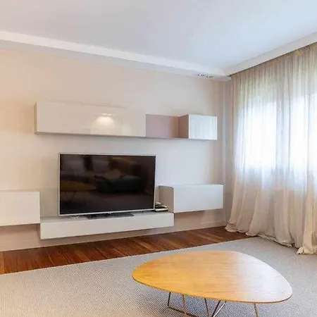 Martin Deuna Etxea- Piso En Zona Residencial Kwatera prywatna