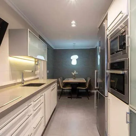 Martin Deuna Etxea- Piso En Zona Residencial * ברמאו