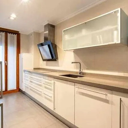 Kwatera prywatna Martin Deuna Etxea- Piso En Zona Residencial Bermeo